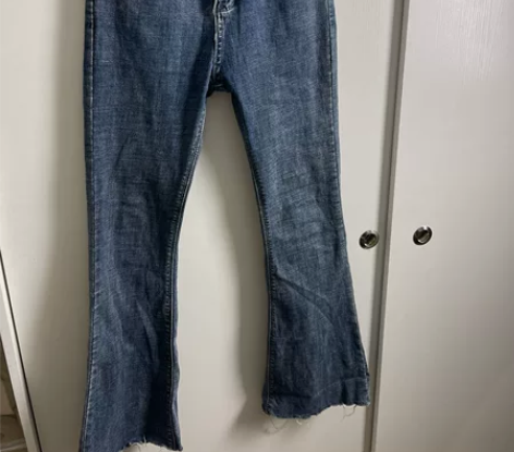 【喇叭牛仔裤】L码~有弹性 巨显腿长 16...