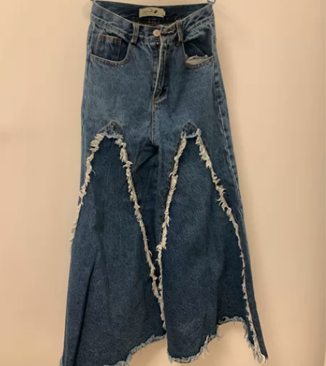 高腰喇叭牛仔裤 感兴趣的话点“我想要”和我...