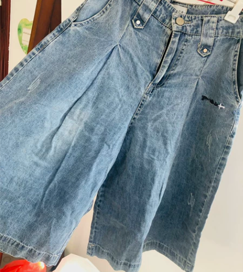 做旧阔腿牛仔短裤 衣服断舍离，两件包邮二尺...