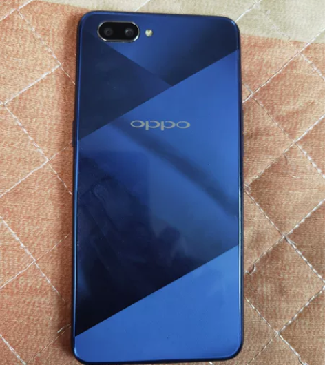 OPPO A5 4+64g全网通  功能全...