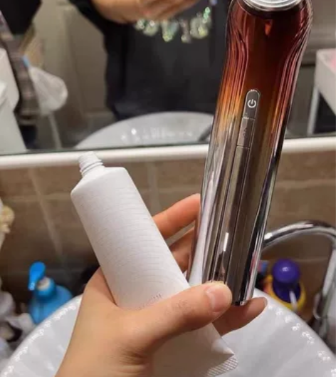 雅萌五代射频美容仪，旗舰店入的雅萌五代才用...