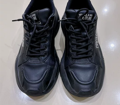 黑色运动鞋Versace Jeans Co...