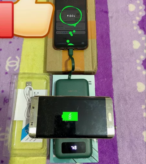 无线充电宝20000毫安大容量快充耐用自带...