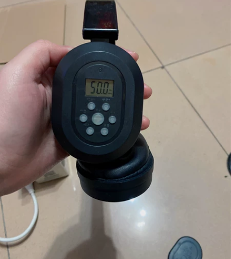四六级耳机，只用过两次，基本全新~ 然后捆...