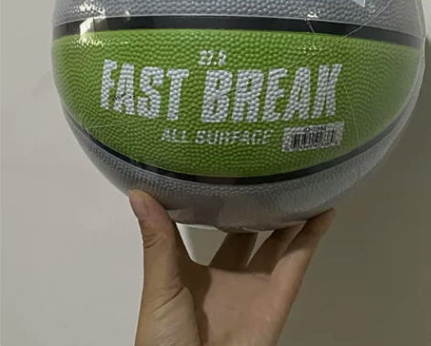 五号斯伯丁橡胶篮球  正品高弹蓝球  弹力...
