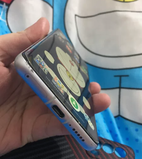 自用魅族18白8+256伊拉克成色，带原装...