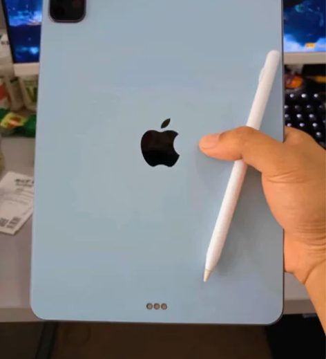 带笔一起出，2020款iPad平板电脑，1...