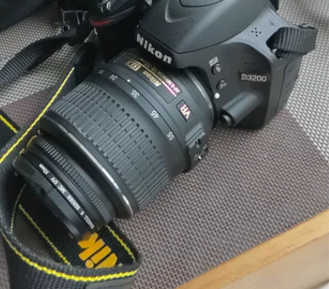 尼康新手单反9.99新,几乎没怎么用,冲动...