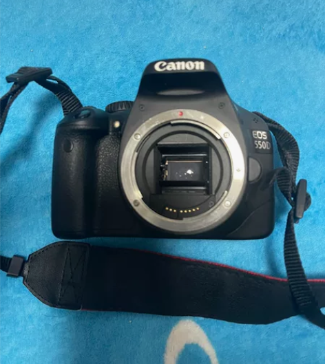 数码单反 佳能550d配镜头自己买了3个月...