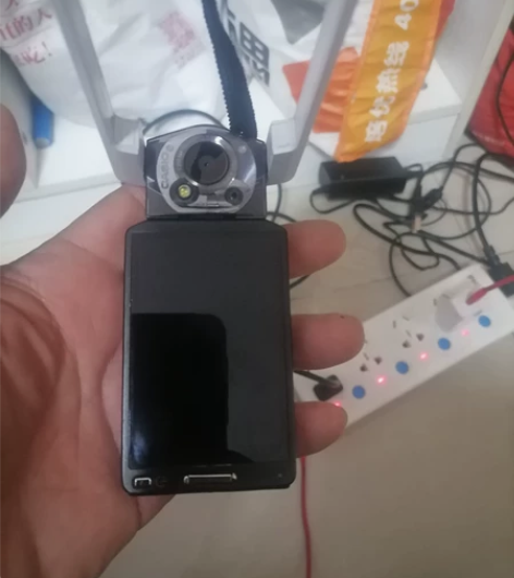 卡西欧自拍神器tr 100没有电源，不知好...
