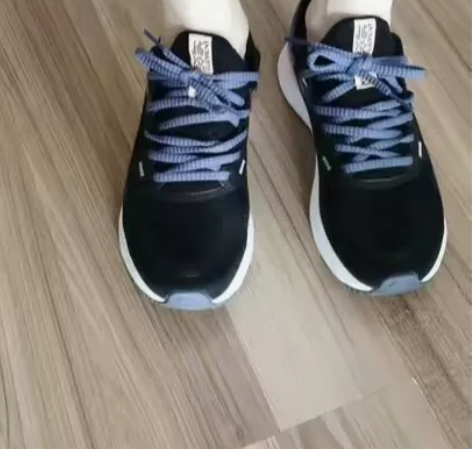 李宁云系列运动鞋 黑粉配色 37码 妈妈买...