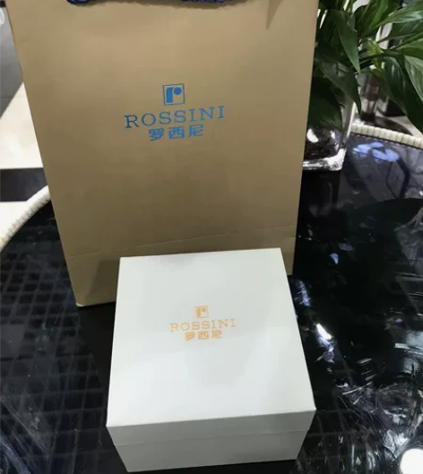 罗西尼手表盒子     有20个    这...