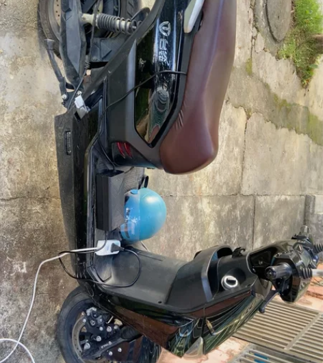 台铃电动车虎喷2000电机买一年多了，装了...