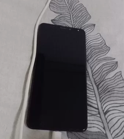 红米5黑色经典款手机一部无拆无修，自用换下...