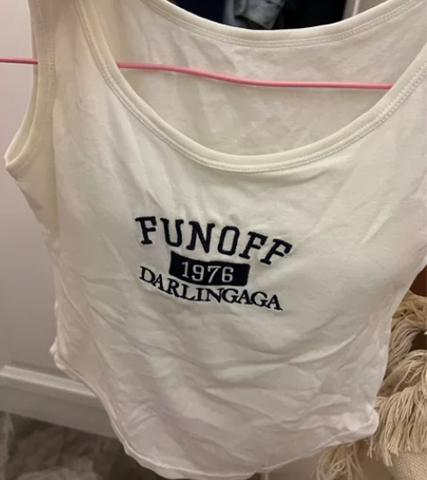 背心3个，买多包邮（都是买了没有穿） 感兴...