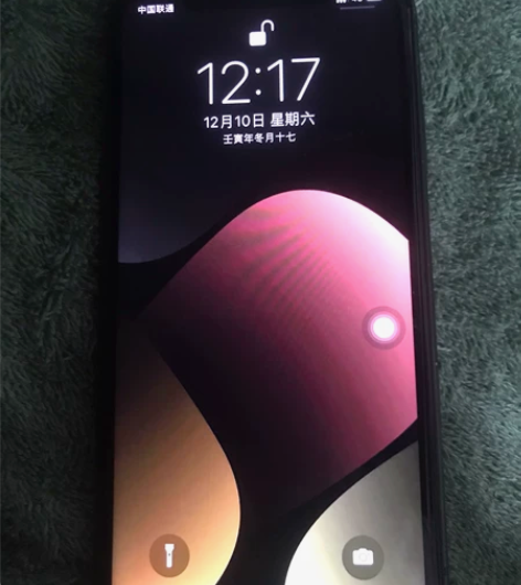 苹果11黑色 感兴趣的话点“我想要”和我私...