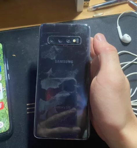 自用三星s10 美版 8+128g，刷的国...