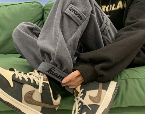 羊羔绒工装裤子男设计感高级束脚冬款加绒加厚...