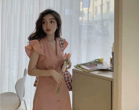 DoggyQin女装连衣裙夏季显瘦无袖爆款...