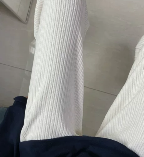 加绒阔腿裤出闲置 感兴趣的话点“我想要”和...