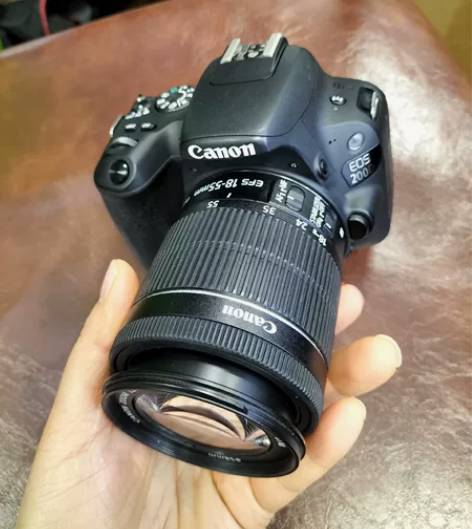 二手佳能200D 18-55 IS STM...