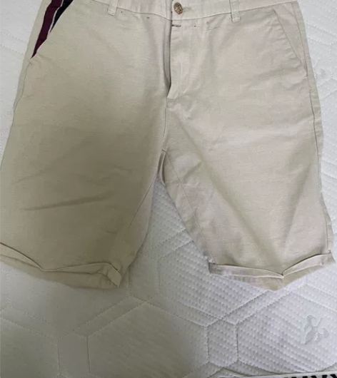 男士米色夏季休闲短裤 感兴趣的话点“我想要...