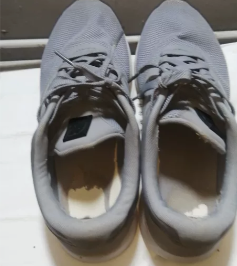 新百伦男鞋春夏款，舒适透气，42码，八成新...