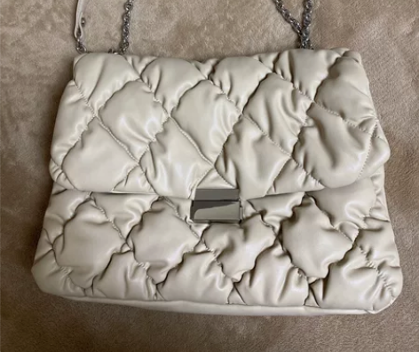 HM女士包袋秋季新款时尚仿皮绗缝链条包斜挎...