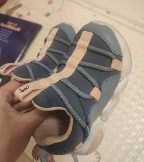 乔丹秋冬款运动鞋，毛毛虫 尺码8C，25码...