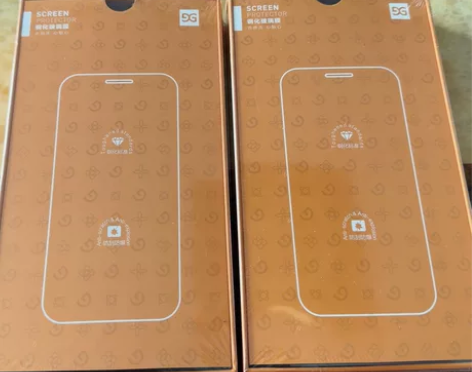 古尚古14pro钢化膜两盒，全新未拆封，3...