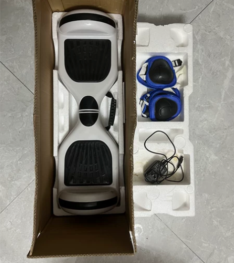 龙吟平衡车，配件齐全，买了一直闲置，没咋使...