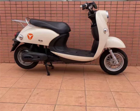 现车精品九成新二手电动车  新车都有  一...