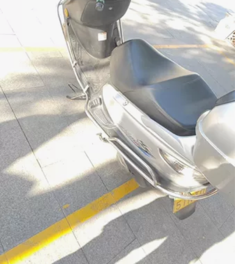 豪爵125摩托车，车况成色如图状况精神， ...