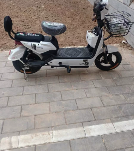 出售自用电动车，锂电48v24ah，续航长...