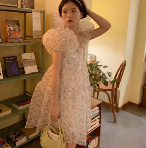 甜美初恋设计感白色裙子夏季蓬蓬裙小个子泡泡...