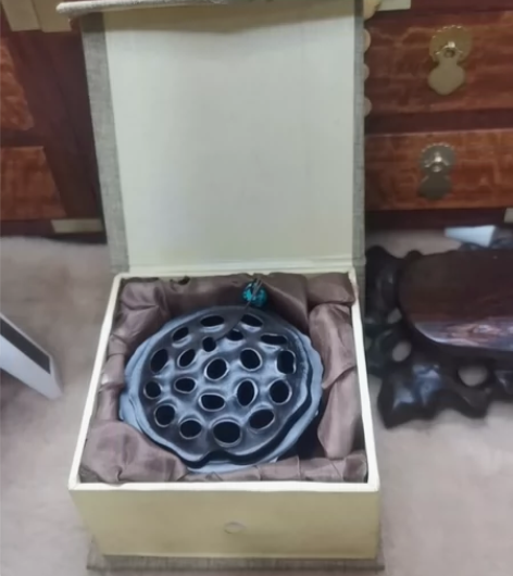 精品檀香炉（黑檀木） 感兴趣的话点“我想要...