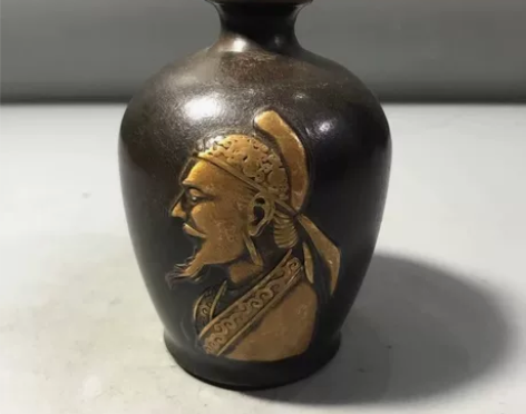 古玩铜器收藏仿古黄铜鎏金李白酒壶茶壶包浆老...