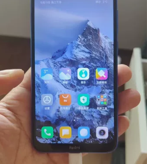 红米8a，4+64g，有故障接触不良容易重...