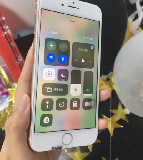 iPhone 8/8p 游戏机,信号机 几...
