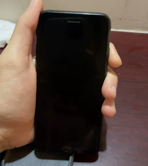 苹果8 插卡就能用 三网通 不能刷机还原升...