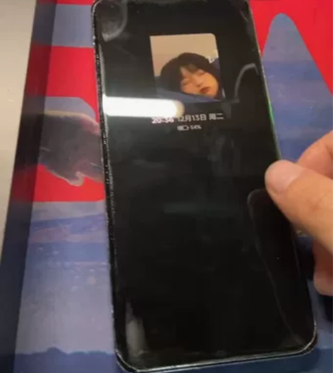 ?自用的小米11 Pro 8+256，去年...