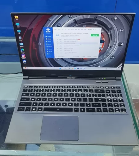机械革命十代处理器 144HZ电竞显示器游...