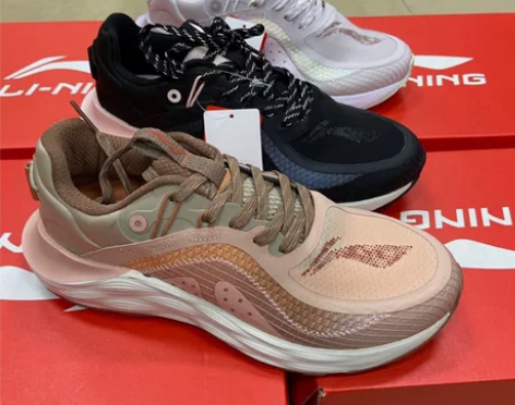 李宁女款赤兔四代跑步鞋新款减震回弹女士秋冬...