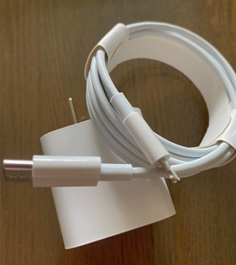 全新生产适用于苹果PD快充线数据线20W快...