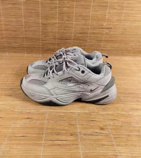 耐克运动鞋 41码 保证正品 八成新左右 ...