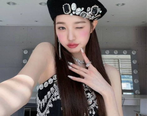 英语人工翻译，现为英语笔译研究生 专四良好...