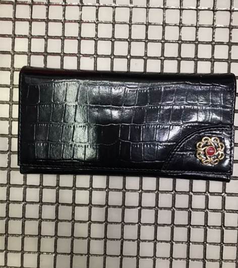 瑕疵真皮女士钱包，赛派品牌，高端正品实用新...