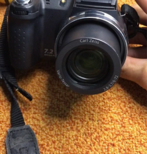 SONY索尼数码照相机。型号:DSC—H5...