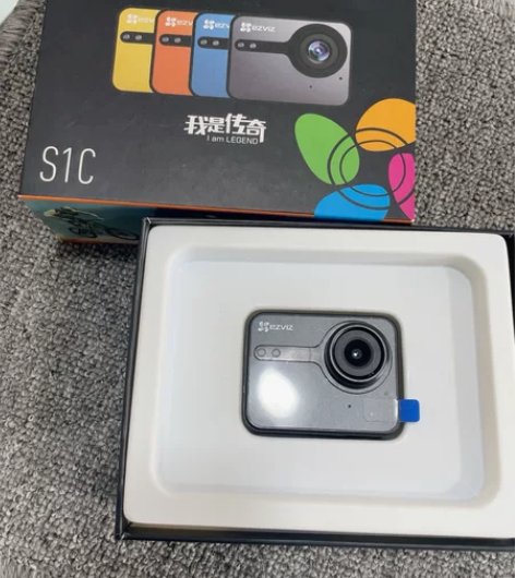 萤石s1c 运动相机  成色新，买来没怎么...