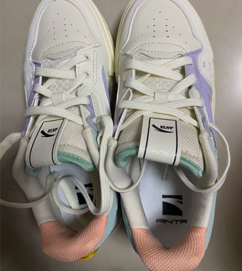 正品安踏运动鞋，36.5码！ 感兴趣的话点...